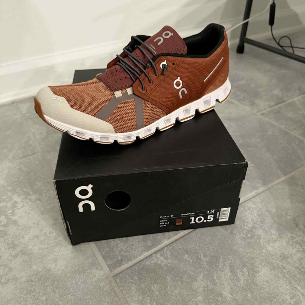 On Running Cloud X 3 Sneakers – Men’s – Brick/Pecan – Size 10.5 – New in Box